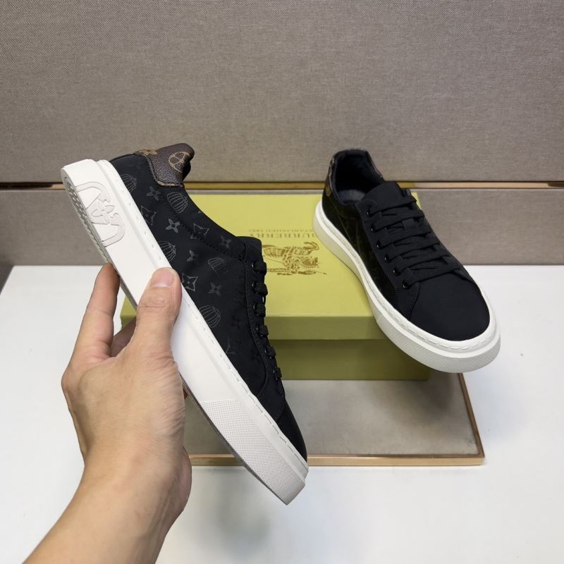 Burberry Low Shoes